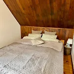 Kurort Mirowice-domek W Lesie, Z Balia Z Jacuzzi I Hydromasazem *