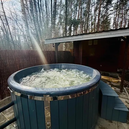 بيت للعطل Kurort Mirowice-domek W Lesie, Z Balia Z Jacuzzi I Hydromasazem *